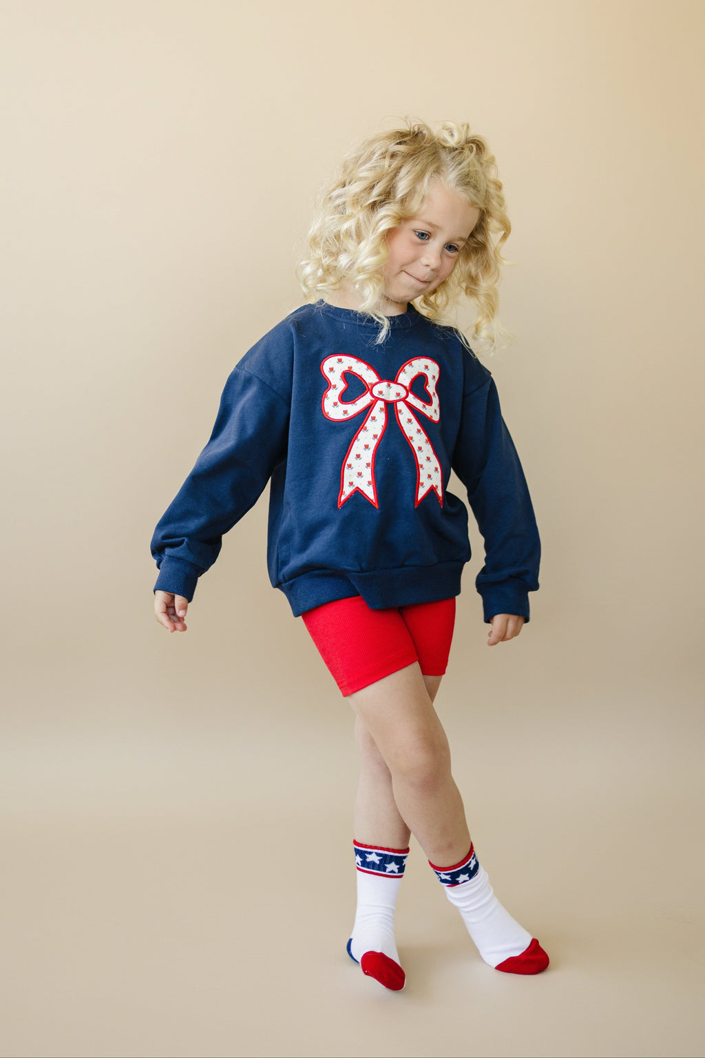 Tulip Bow Applique Crewneck Sweatshirt