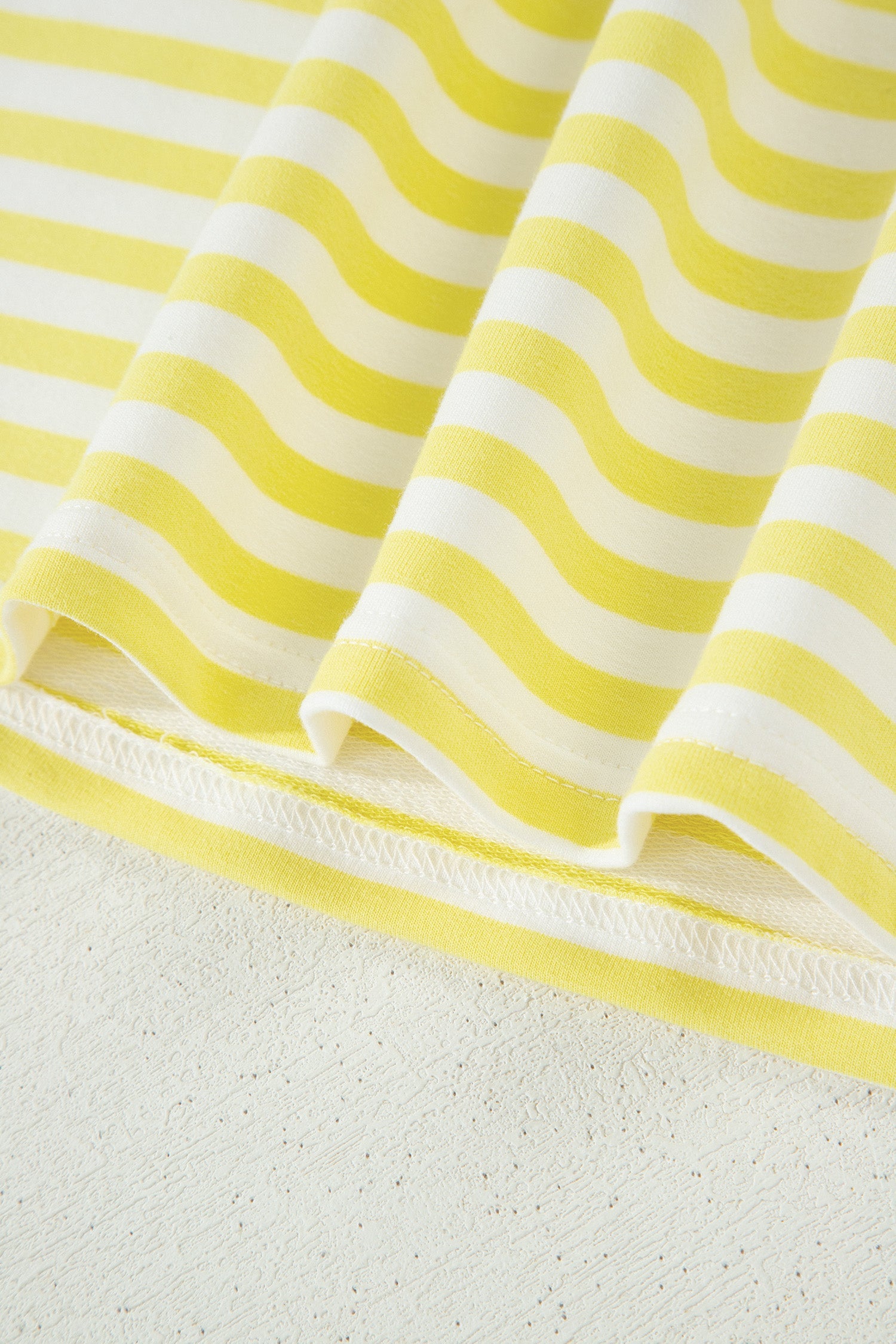 Yellow Stripe Colorblock Trim V Neck Tee Drawstring Elastic Waist Short Set